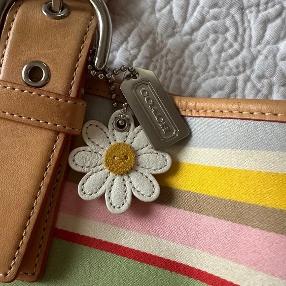 Coach Multicolored Tote Bag W/ Silver Buckles & Red Inside - Picture 2 of 13